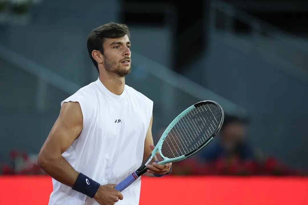 Lorenzo Musetti durante el partido ante De Minaur. / EP