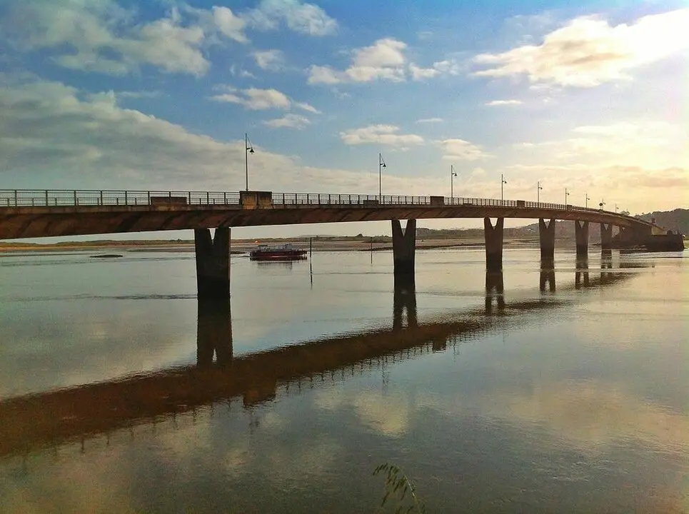 Puente de uni&oacute;n entre Somo y Pedre&ntilde;a. / A.S.