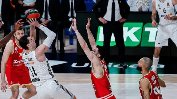 Partido disputado ayer entre Real Madrid y Olympiacos. / RMBaloncesto