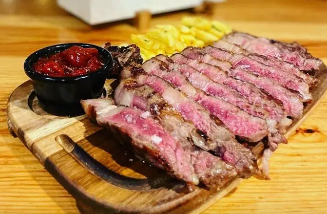 Uno de los platos de la carta del bar. / FB