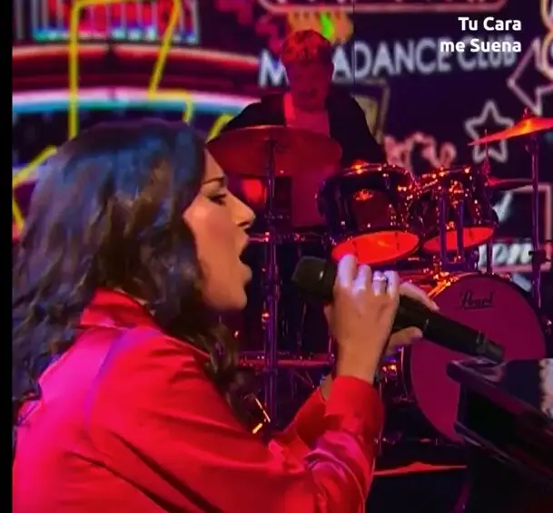 Ana Guerra en una de las actuaciones de la gala. / X