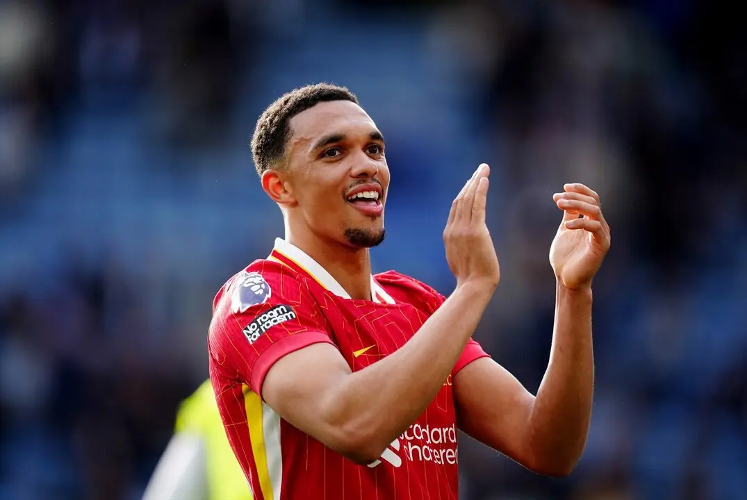 Trent Alexander-Arnold celebra el t&iacute;tulo de la Premier League. / Mike Egerton