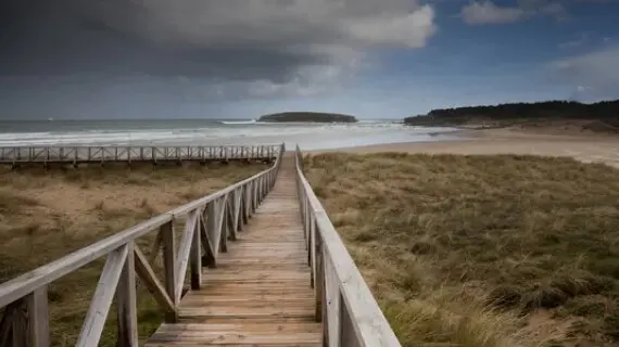Vista de la playa en Loredo, Cantabria. / A.S.