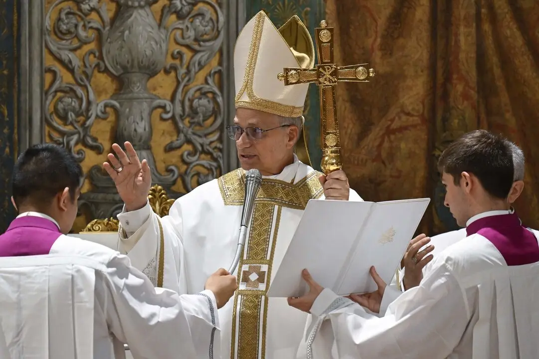 El Papa Le&oacute;n XIV celebra la Santa Misa pro Ecclesia con los cardenales en la Capilla Sixtina del Vaticano. / VATICAN MEDIA