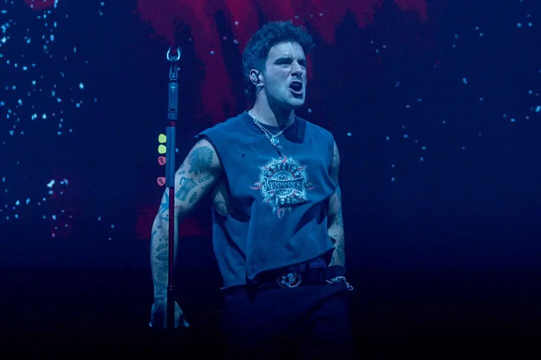 El cantante &Aacute;lvaro de Luna durante un concierto en el Movistar Arena. / Ricardo Rubio