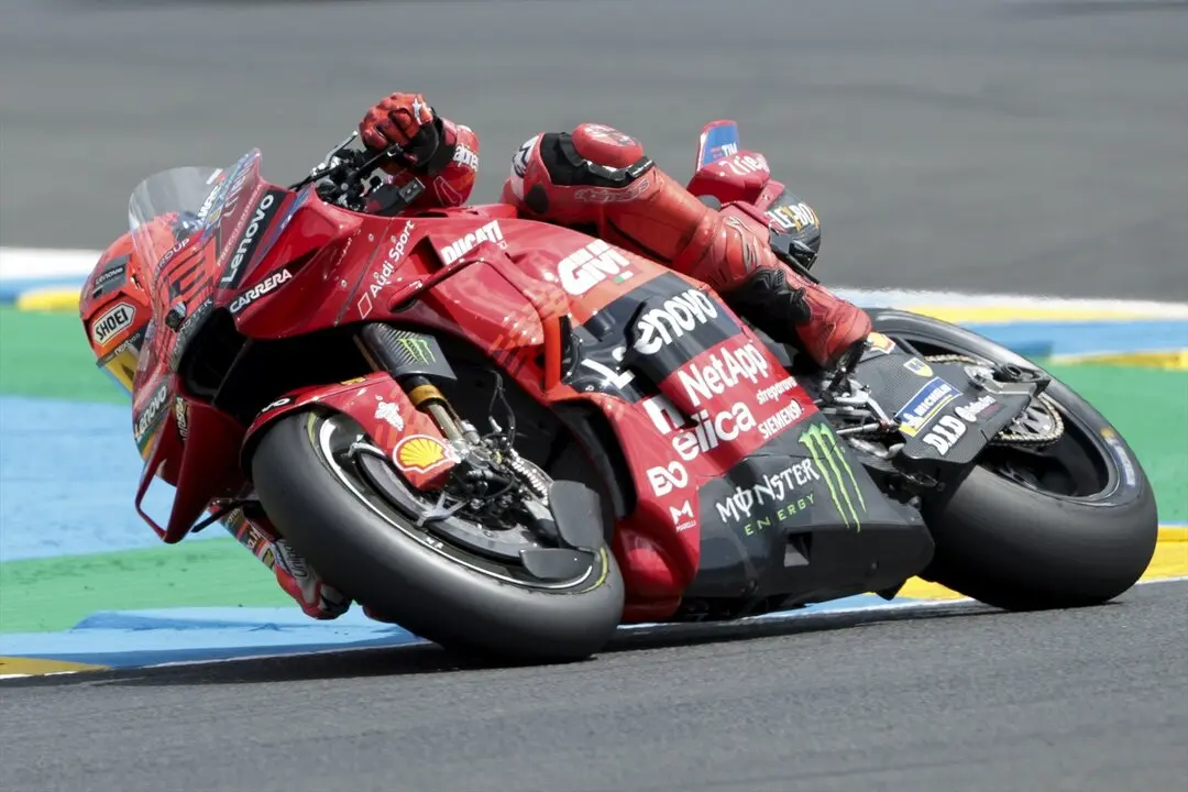 Marc Marquez durante el circuito de Le Mans. / EP