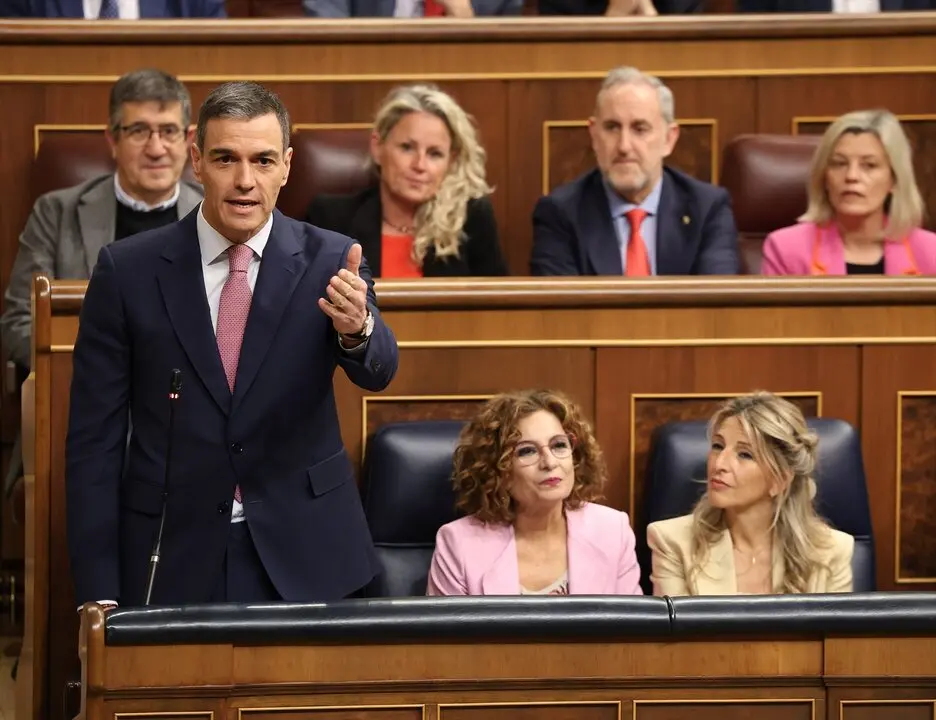 El presidente del Gobierno, Pedro S&aacute;nchez, interviene durante una sesi&oacute;n de control al Gobierno, en el Congreso de los Diputados, a 14 de mayo de 2025, en Madrid (Espa&ntilde;a). / Marta Fern&aacute;ndez