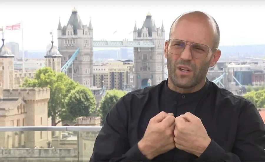 Jason Statham anticip&oacute; sin &eacute;xito el modelo de John Wick en Safe. / EP