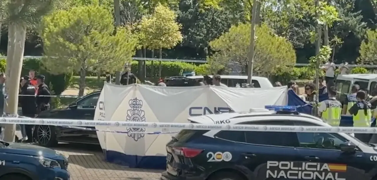 Dispositivo policial en el lugar del incidente. / X