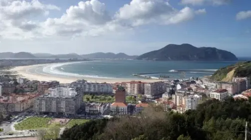 Vista de la playa de Laredo. / A.S.