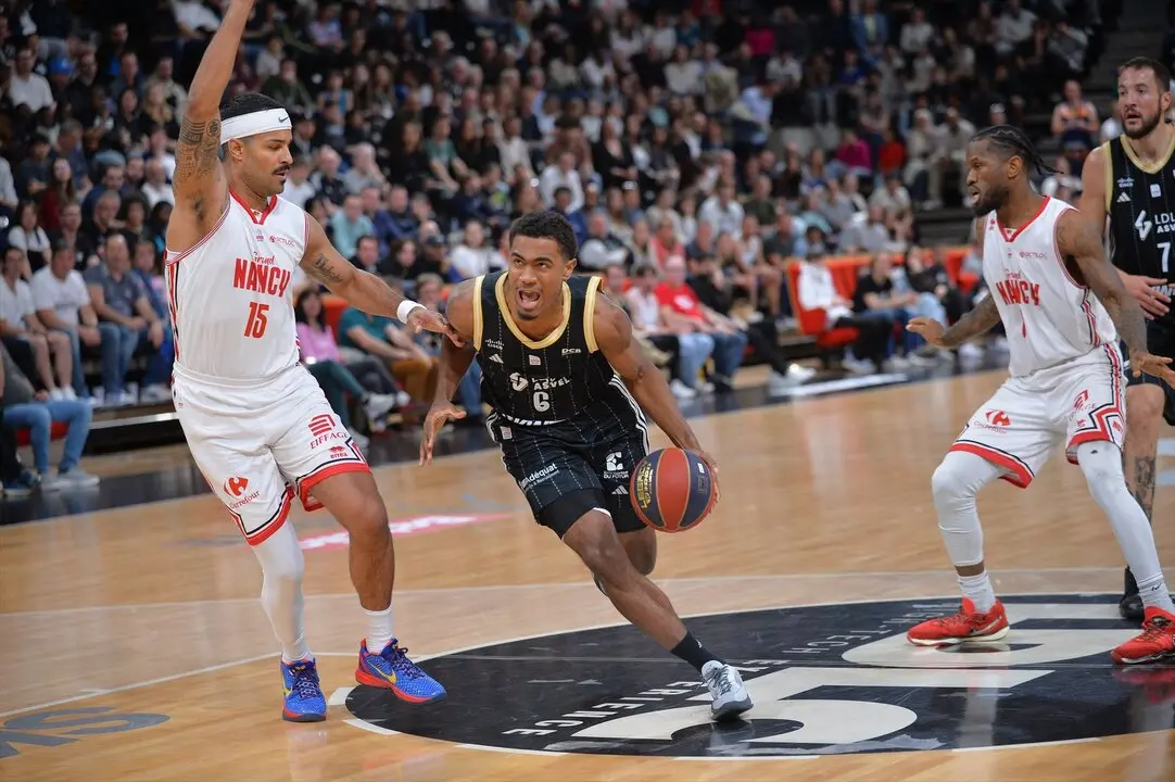 Th&eacute;o Maledon de LDLC Asvel durante el campeonato franc&eacute;s. / Cyril Lestage