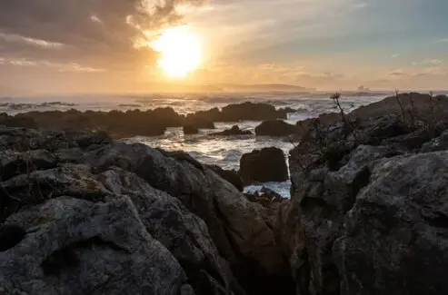 Atardecer en la playa de Valdearenas. / A.S.
