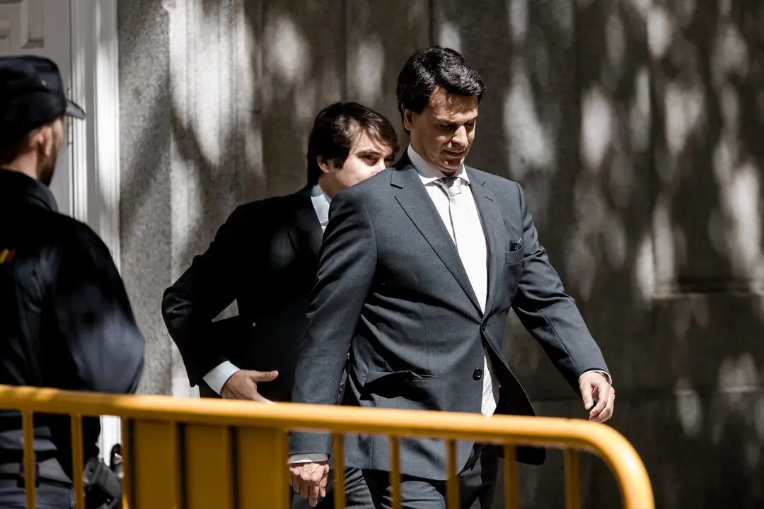 El novio de la presidenta de la Comunidad de Madrid, Alberto Gonz&aacute;lez Amador, comparece ante el Tribunal Supremo. / Carlos Luj&aacute;n