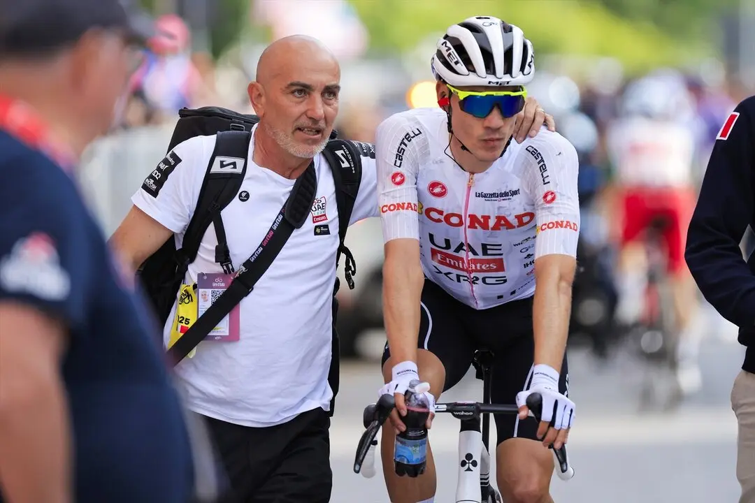 Juan Ayuso durante la etapa 8 del Giro. / EP