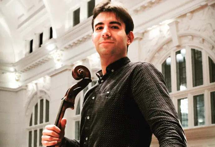 El reconocido violonchelista Javier Gonz&aacute;lez Navarro. / x