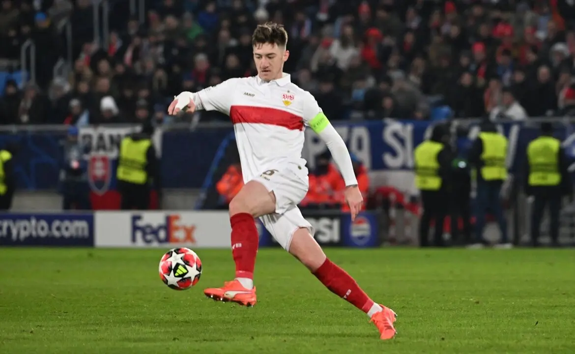 Angelo Stiller est&aacute; en el punto de mira del Real Madrid. /  Marijan Murat
