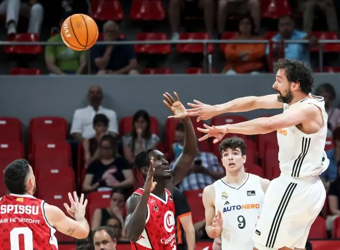 Partido entre Real Madrid y Zaragoza. / RMBasket