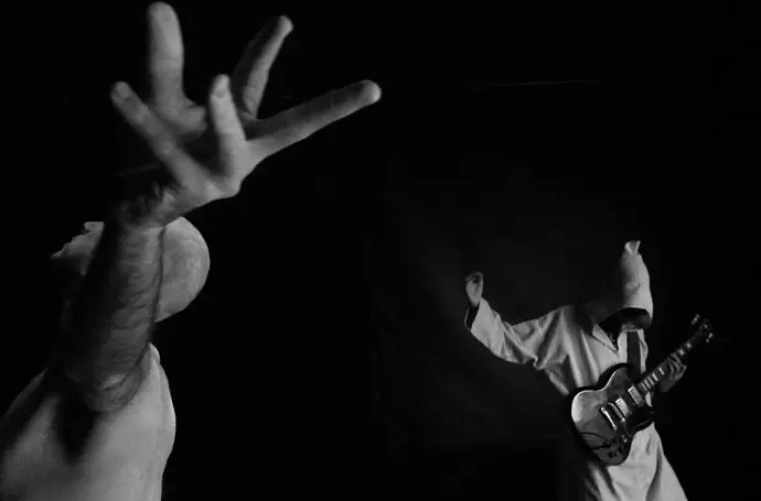 Escena de 'El nido', un espect&aacute;culo de danza butoh. / x