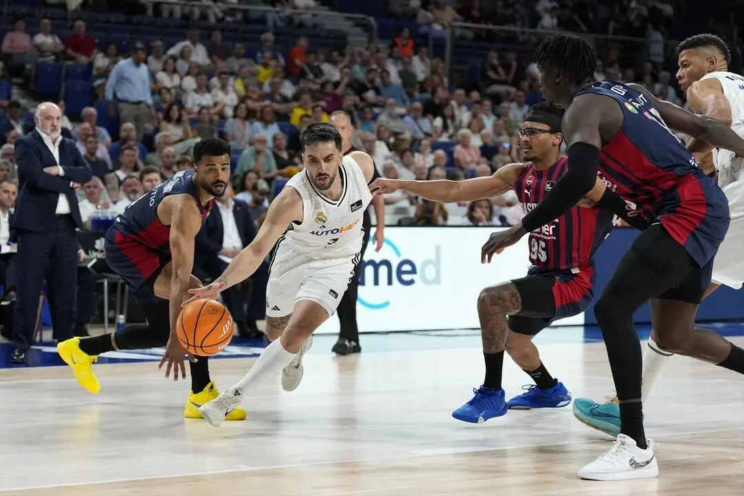 Facundo Campazzo durante una jugada del partido de ayer. / EP