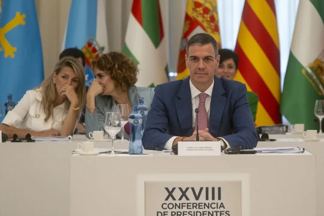 El presidente del Gobierno, Pedro S&aacute;nchez, preside la XXVIII Conferencia de Presidentes. / Lorena Sope&ntilde;a