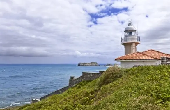 Imagen del Far de Suances. / A.S.