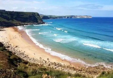 Vista de la playa de Los Locos en Suances. / A.S.