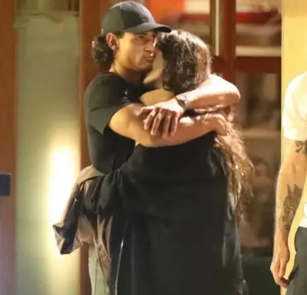 Rosal&iacute;a y Emilio Sakraya. / INSTAGRAM