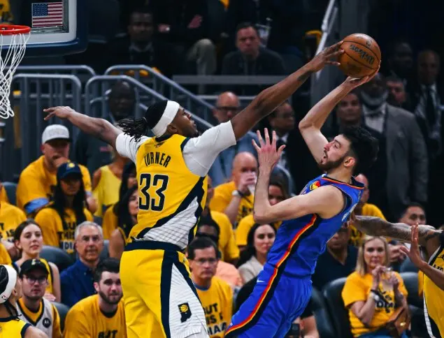 Una de las jugadas del partido entre Pacers y OKC. / IND Pacers