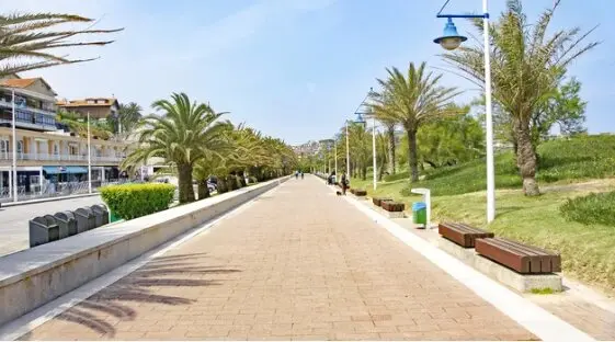 Antiguo paseo mar&iacute;timo de Suances. / A.S.
