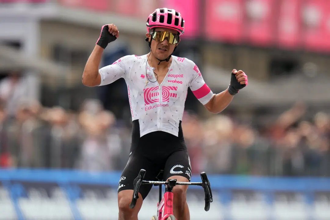 El ciclista ecuatoriano, Richard Carapaz, durante el Giro. / Fabio Ferrari
