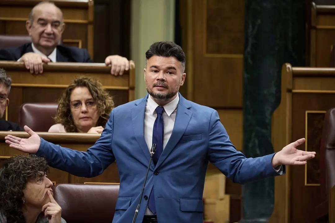 El portavoz de ERC en el Congreso, Gabriel Rufi&aacute;n, interviene durante una sesi&oacute;n de control al Gobierno. / Jes&uacute;s Hell&iacute;n