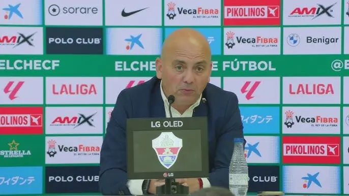 El nuevo director deportivo del Racing, Chema Arag&oacute;n. / YT