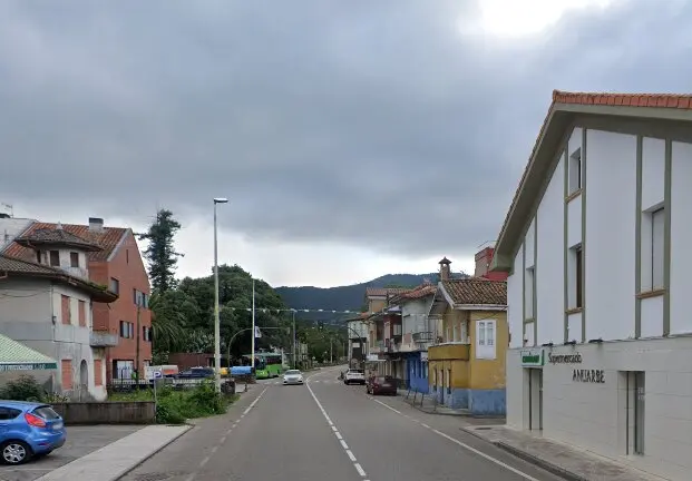 Una de las calles de Sar&oacute;n. / A.E