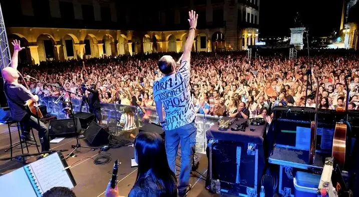 Un concierto en la Plaza de la Porticada. / A.E.