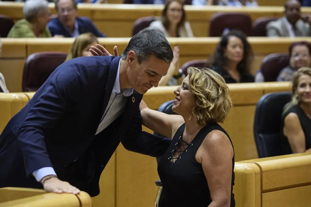 El presidente del Gobierno, Pedro S&aacute;nchez y la ex Presidenta de la Junta de Andaluc&iacute;a, Susana D&iacute;az. / Jes&uacute;s Hell&iacute;n
