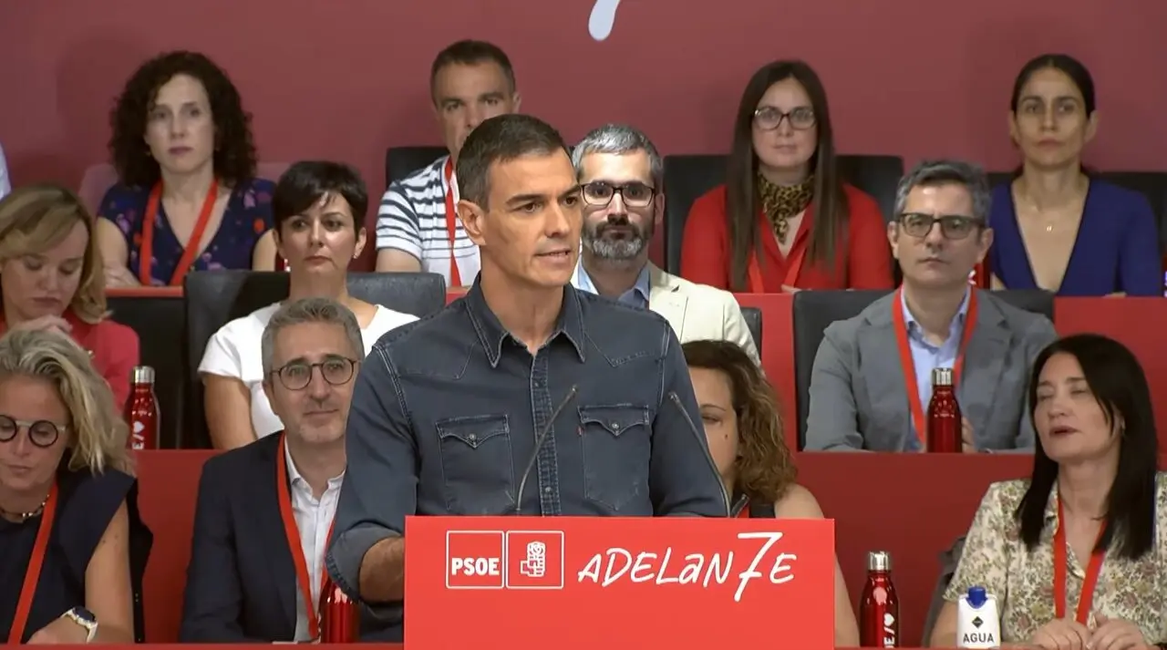El presidente del Gobierno y secretario general del PSOE, Pedro S&aacute;nchez, durante su intervenci&oacute;n en el Comit&eacute; Federal del PSOE. / EP