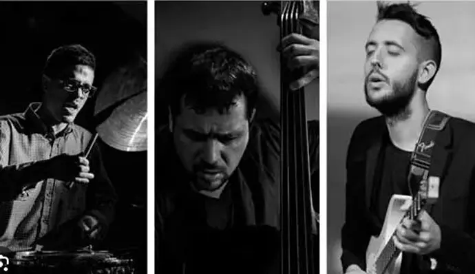 La banda 'Cornette tr&iacute;o'. / x