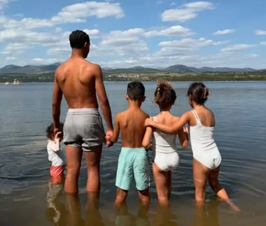 Los hijos de Cristiano Ronaldo en Vacaciones. / IG