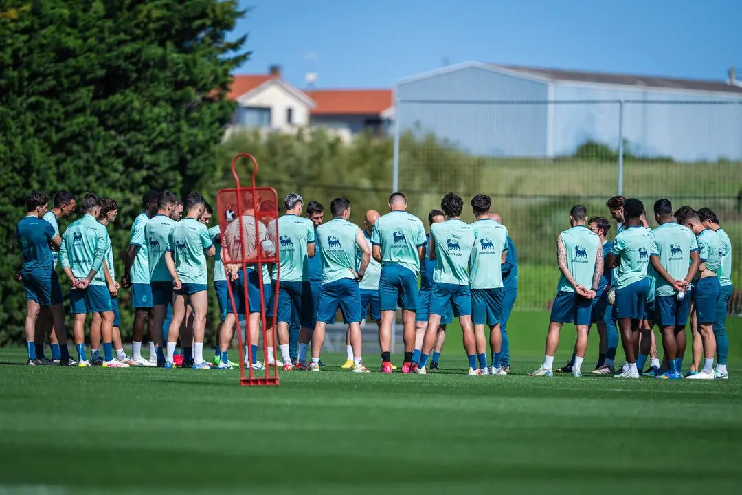 Los jugadores del Racing durante un entrenamiento. / RRC