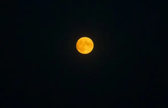 Esta noche se podr&aacute; disfrutar de la luna del ciervo. / A.E.