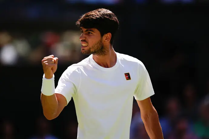 El tenista murciano Carlos Alcaraz en Wimbledon. / x