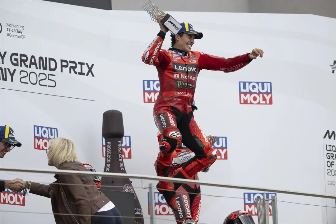 Marc M&aacute;rquez celebra su victoria en el GP de Alemania. / EP