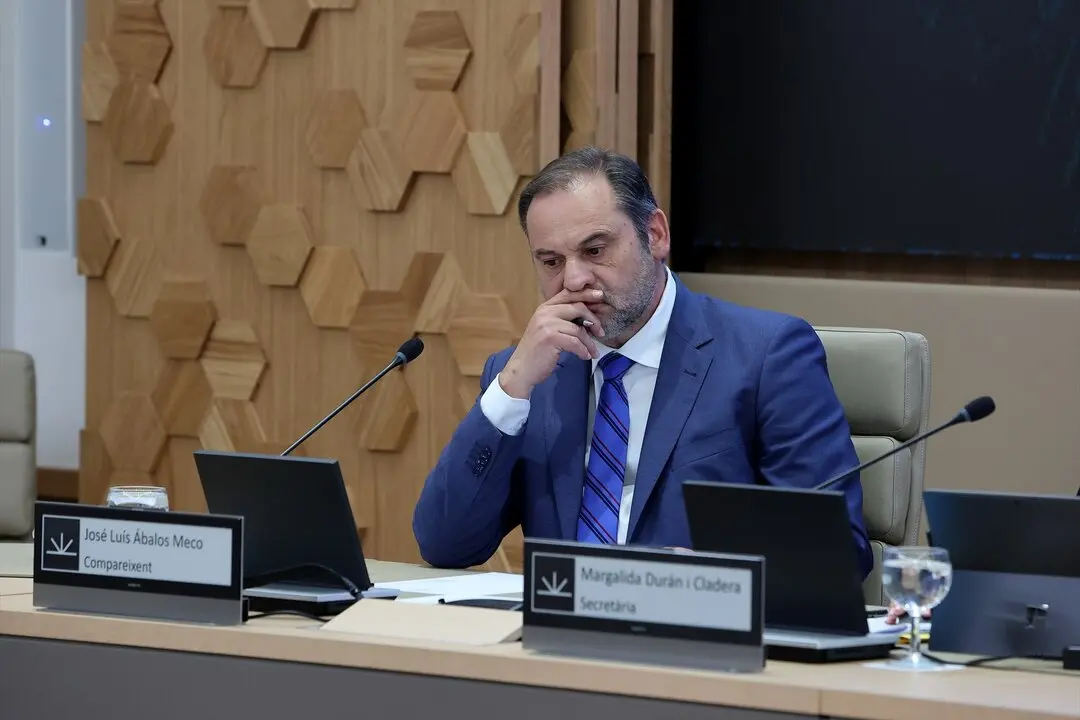 El diputado del Grupo Mixto y exministro de Transportes, Jos&eacute; Luis &Aacute;balos, comparece ante la Comisi&oacute;n de Investigaci&oacute;n. / Isaac Buj