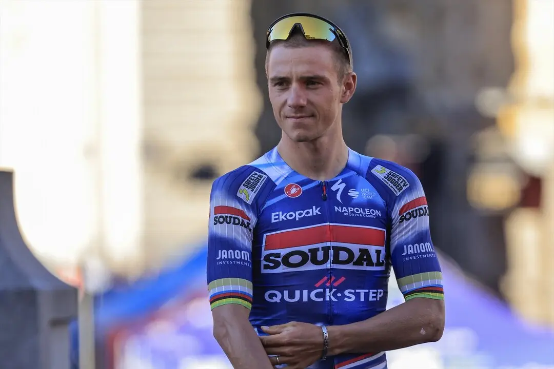 Evenepoel durante la presentaci&oacute;n del Tour. / EP