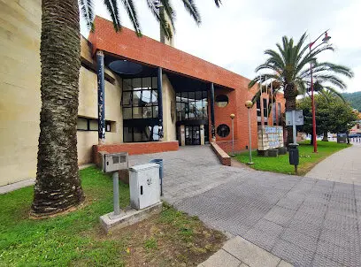 Centro de salud de Solares, centro asistencial de referencia de la Zona B&aacute;sica de Salud Cudeyo. / Alerta