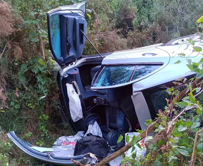 Estado del coche tras el accidente. / 112