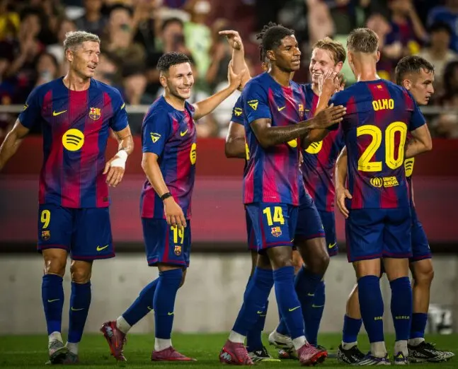 Los jugadores de FC Barcelona celebran uno de sus goles en Jap&oacute;n. / FC Barcelona