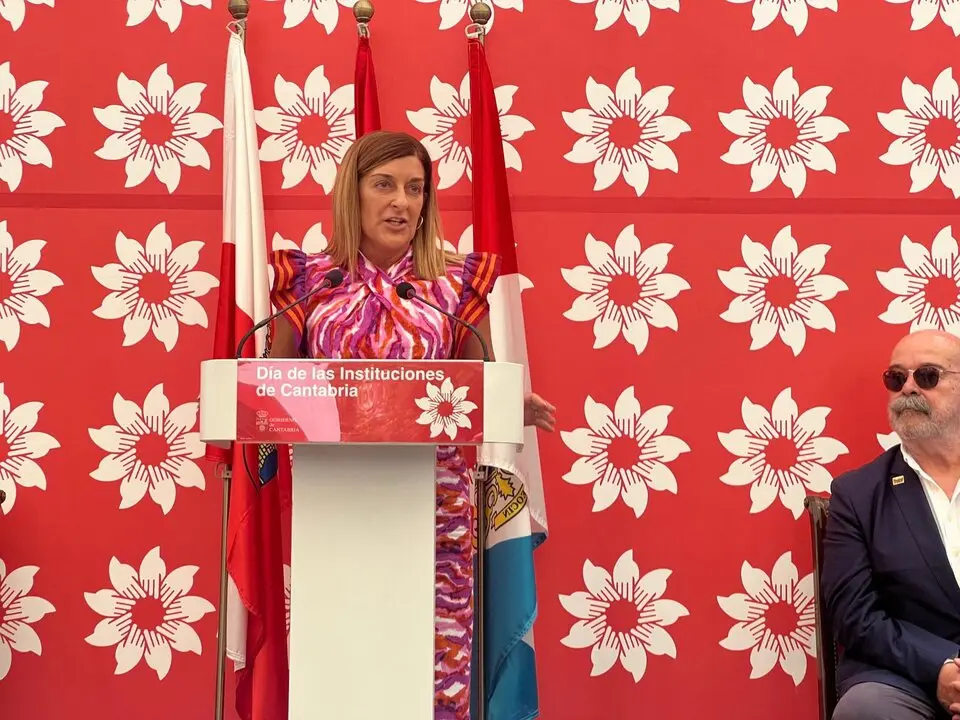 Buruaga durante el acto del D&iacute;a de las Instituciones. / A.E.