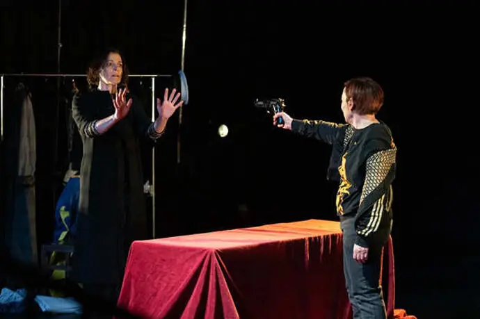 Escena de la obra 'Lady Anne' de Shakespeare. / x
