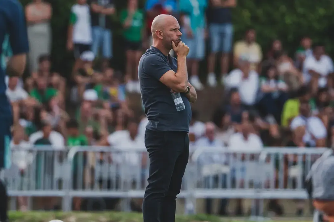 El entrenador del Racing, Jos&eacute; Alberto. / rrc